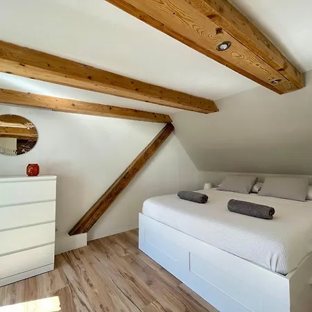 93 M2 Kino Na Dachu Rynek *