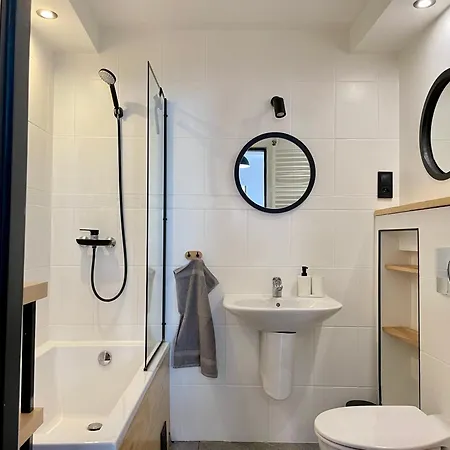 93 M2 Kino Na Dachu Rynek Вроцлав